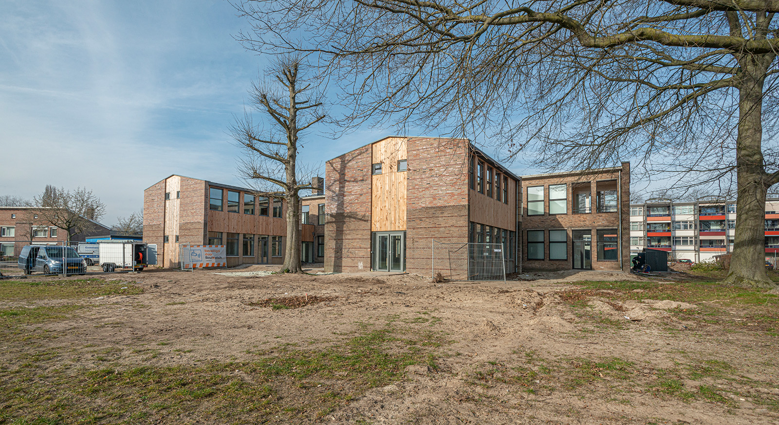 PVC daken Oss in combinatie met PV panelen – 250 m²