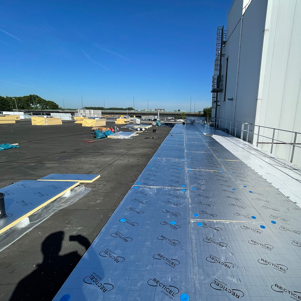 Verduurzaming fabriek Utrecht – 5500 m² PVC